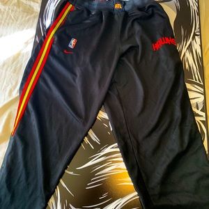 Vintage Atlanta Hawks Sweatpants 🦅